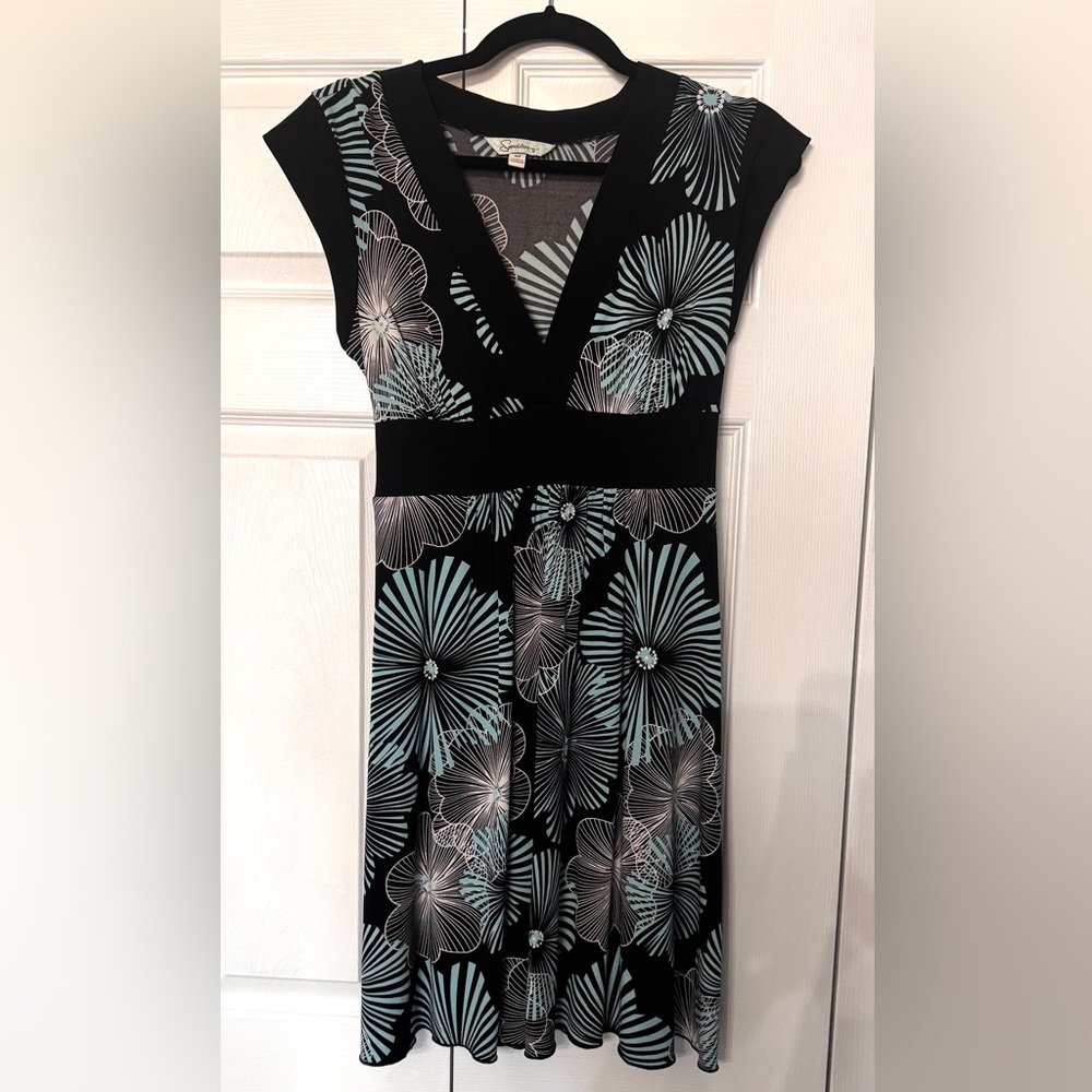 Dress. Knee length. Black blue and white